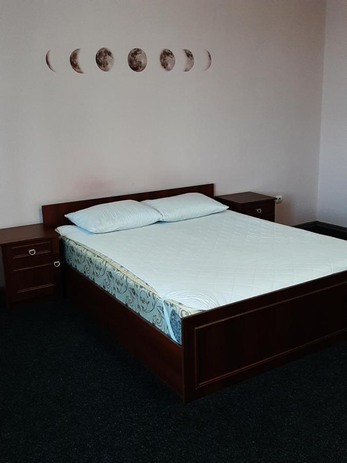 Apartment On Lermontova 35A Munkács Kültér fotó